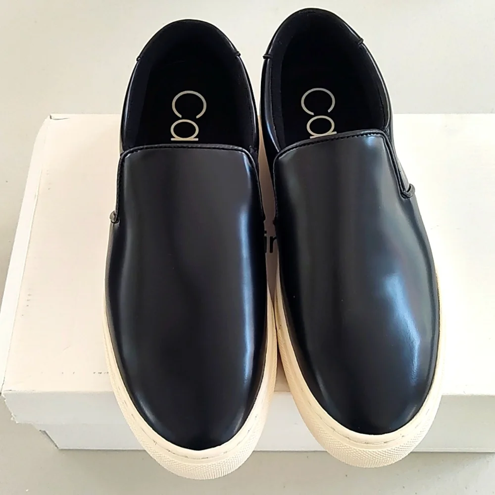 Calvin Klein men's sneakers-NEW